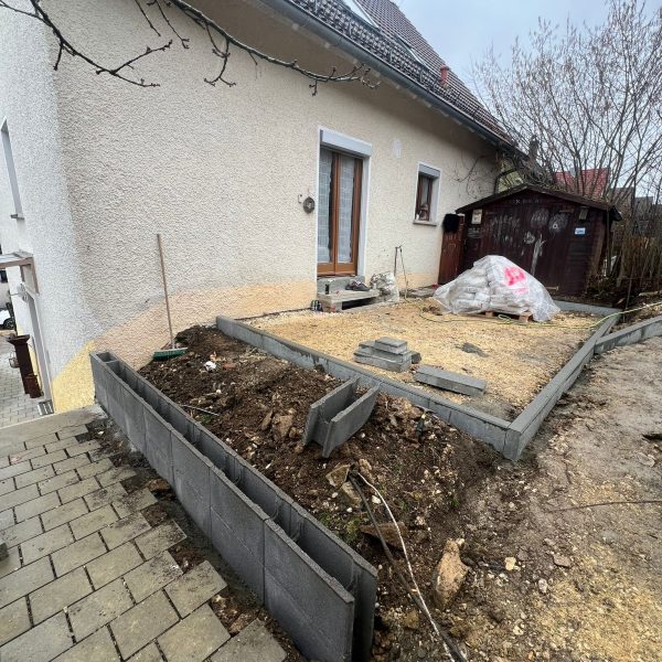 663a67f8 c579 47b3 87ba 868d1f49ef57 600x600